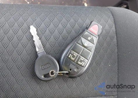 2010 Dodge Grand Caravan Sxt из США, поврежденный, VIN 2D4RN5D11AR342009